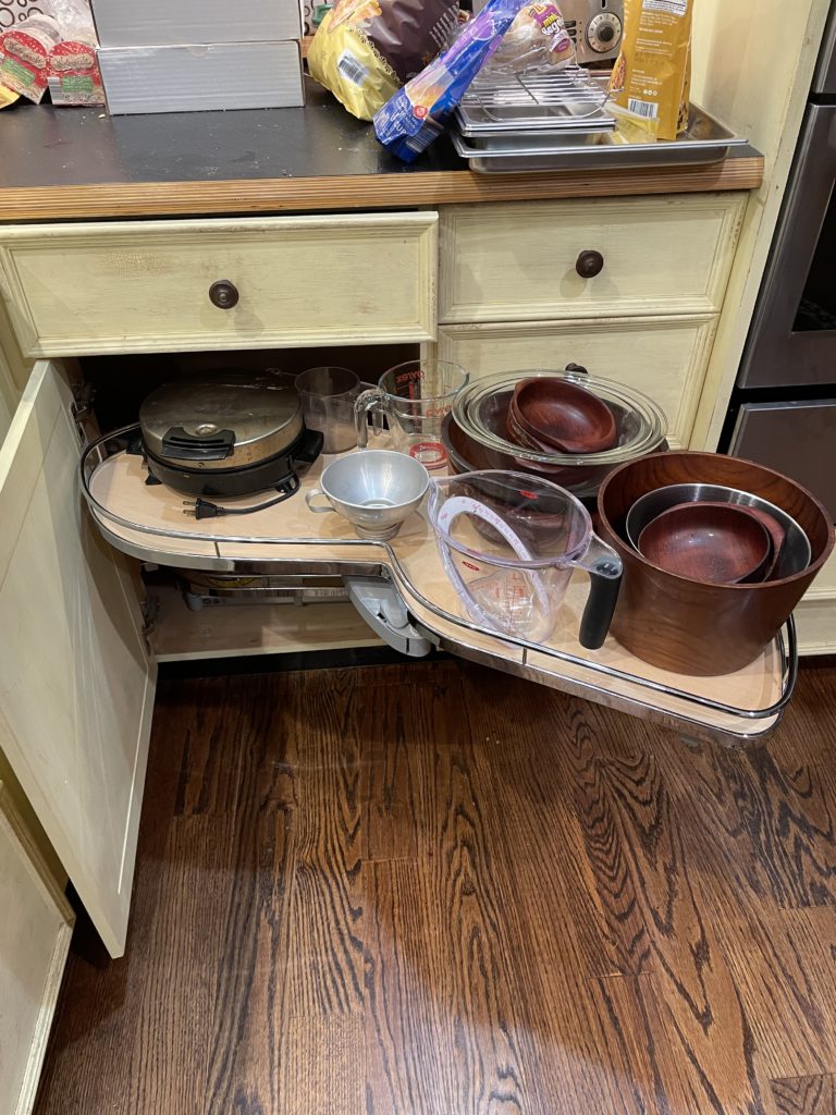 Kitchen Pullout Shelves